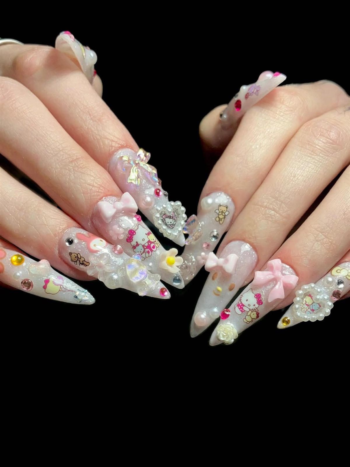 Hello Kitty Theme